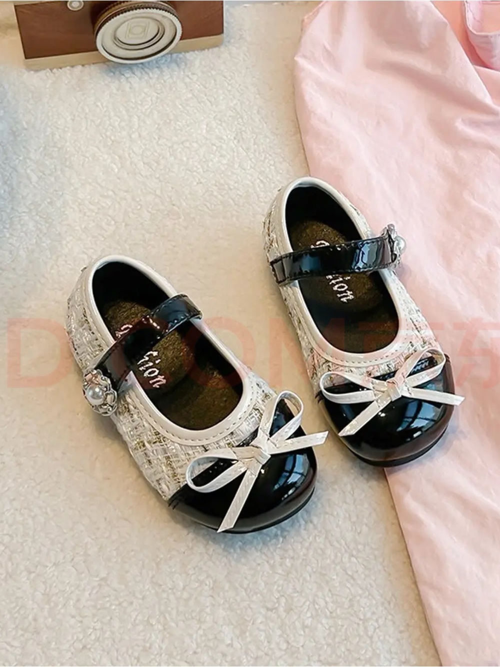 Girls Black and White Mary Jane Dress Shoes with Bow